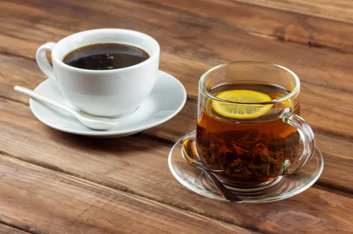Tea and coffee are both good sources of antioxidants and caffeine, but which one is better for you? – Share Sunshine Life