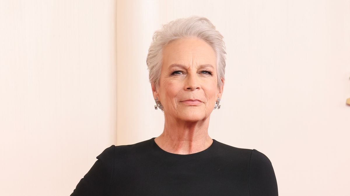Jamie Lee Curtis’s white kitchen nails the pristine look